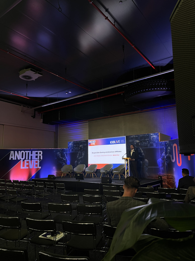 wykład na konferencji